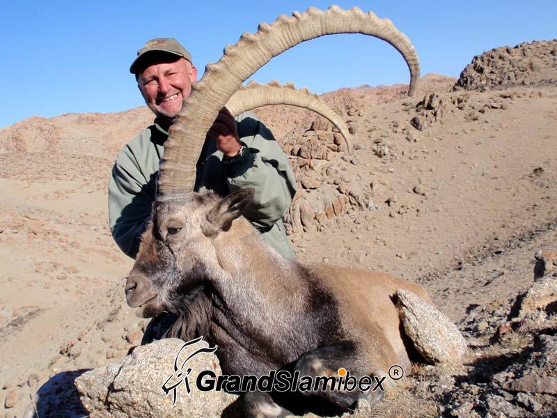 Gobi-ibex-hunt-in-Mongolia- S1 (2)